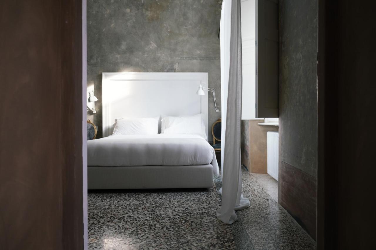 Apartamento Palazzo Albricci Peregrini Como Exterior foto